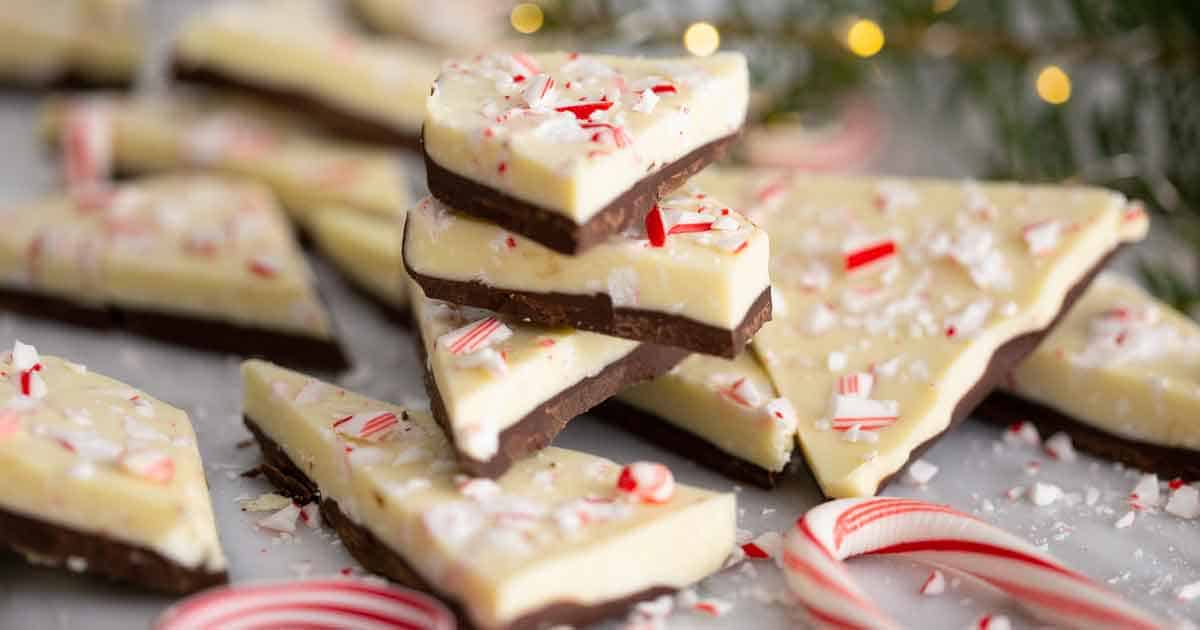 Quick & Easy Peppermint Bark: Your Go-To Holiday Dessert Recipe